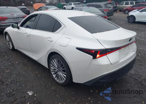 2024 Lexus Is 300 z USA, uszkodzony, nr VIN JTHDA1D27R5128914